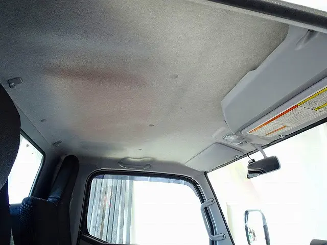 三菱 キャンター 2PG-FGA50(4WD)の写真14