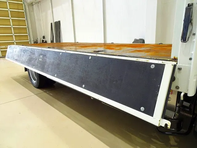 荷台内寸：434×179×38　三方開　床鉄板張り　埋め込みフック3対　左右セイコーラック　前立て鳥居アングル補強加工/枕木(ボルト止め)|三菱 キャンター 2PG-FGA50(4WD)の写真25