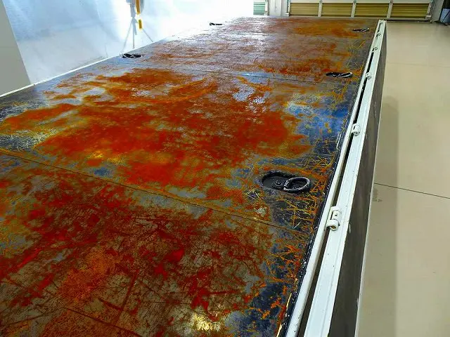 荷台内寸：434×179×38　三方開　床鉄板張り　埋め込みフック3対　左右セイコーラック　前立て鳥居アングル補強加工/枕木(ボルト止め)|三菱 キャンター 2PG-FGA50(4WD)の写真28