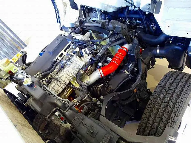 エンジンルーム|三菱 キャンター 2PG-FGA50(4WD)の写真32
