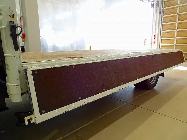 荷台内寸:436×208×38 三方開 左右セイコーラック 埋め込みフック3対|日野 デュトロ 2RG-XZU710M(2WD)の写真27