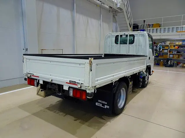 いすゞ エルフ 2RG-NHS88A(4WD)の写真3