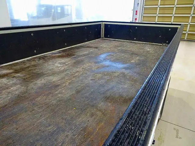 いすゞ エルフ 2RG-NHS88A(4WD)の写真25