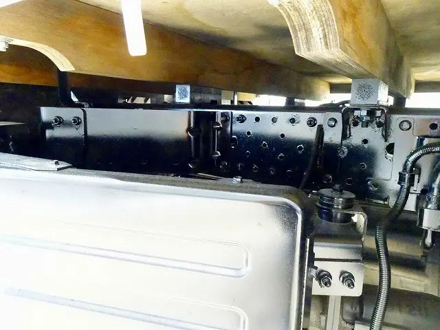 いすゞ エルフ 2RG-NHS88A(4WD)の写真29