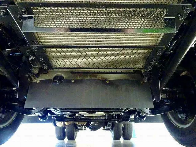 いすゞ エルフ 2RG-NHS88A(4WD)の写真32