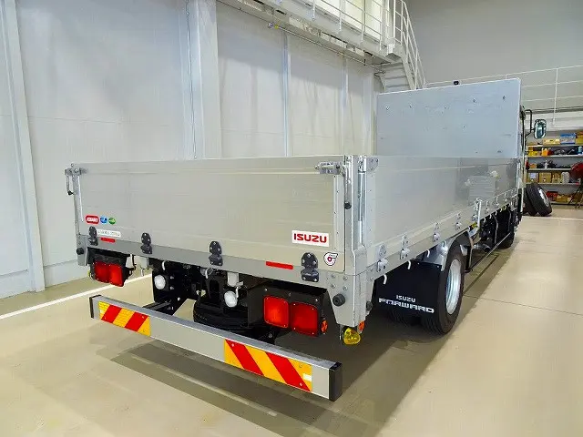 お問合せ管理No.A554 R2 フォワード 3.75t 標準ベッドレス アルミブロック 平ボデー リアエアサス 210ps|いすゞ フォワード 2RG-FRR90T2(2WD)の写真3