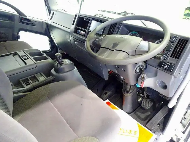 AC PS PW SRS ABS キーレス 左電格ミラー/ヒーター 社外メモリーナビ/フルセグTV/DVD(CN-RE06D) ETC2.0 バックモニター アドブルー フロアAT 2ペダル|いすゞ フォワード 2RG-FRR90T2(2WD)の写真5