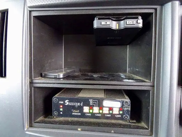 いすゞ フォワード 2RG-FRR90T2(2WD)の写真15