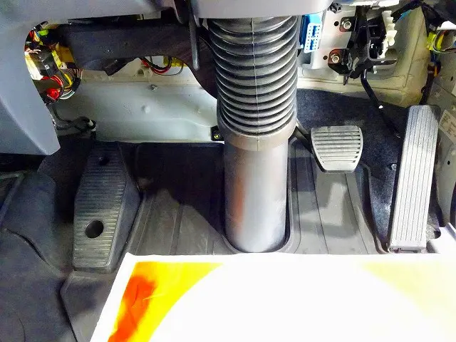 フロアAT 2ペダル|いすゞ フォワード 2RG-FRR90T2(2WD)の写真19