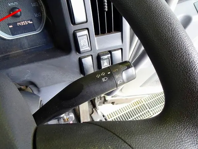 いすゞ フォワード 2RG-FRR90T2(2WD)の写真22