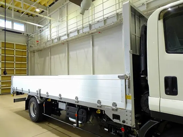 荷台内寸:530×216×47 小平産業 三方開 アルミアオリ 左右セイコーラック 左右リア支柱脱着可 横ねた15本 前立て鳥居鉄板張り/丸フック4個 左右床端ラッシングレールフック付|いすゞ フォワード 2RG-FRR90T2(2WD)の写真26