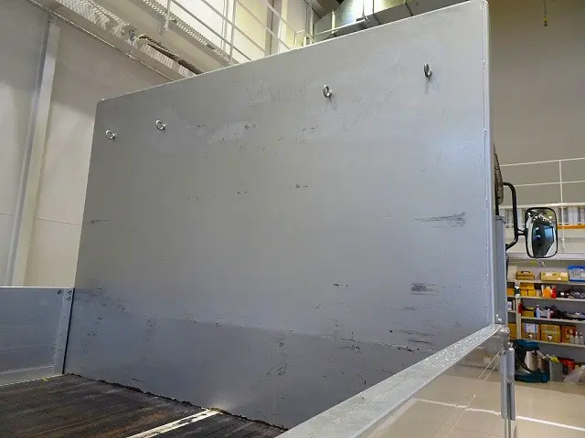 いすゞ フォワード 2RG-FRR90T2(2WD)の写真27