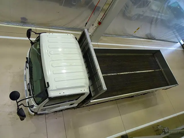 いすゞ フォワード 2RG-FRR90T2(2WD)の写真31