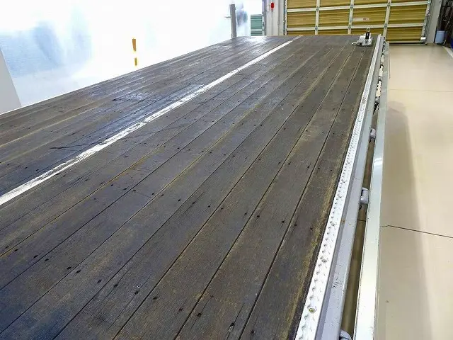 荷台内寸:530×216×47 小平産業 三方開 アルミアオリ 左右セイコーラック 左右リア支柱脱着可 横ねた15本 前立て鳥居鉄板張り/丸フック4個 左右床端ラッシングレールフック付|いすゞ フォワード 2RG-FRR90T2(2WD)の写真34