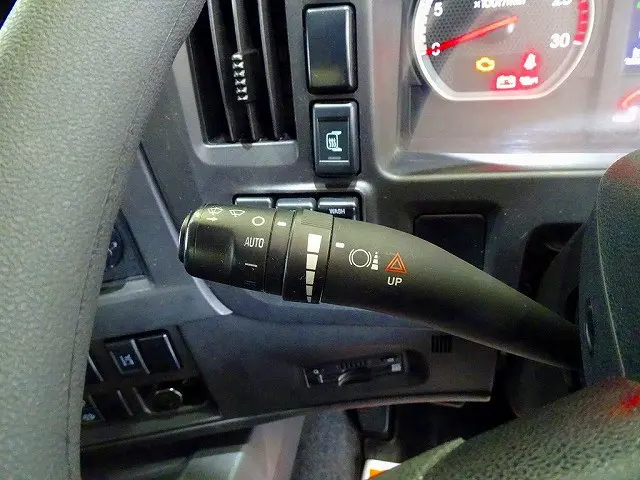 いすゞ ギガ 2PG-CYJ77C(8x4)の写真21