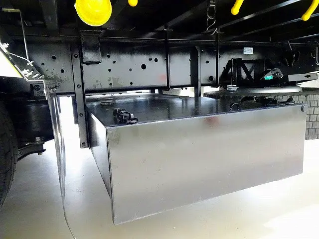 リアシャシりん木入れケース|いすゞ ギガ 2PG-CYJ77C(8x4)の写真42