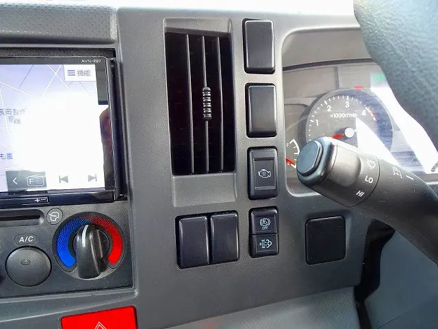 いすゞ エルフ 2PG-NPS88AR(4WD)の写真11