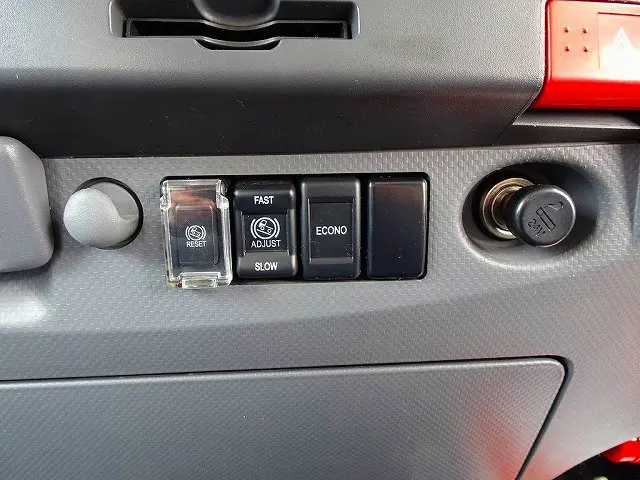 いすゞ エルフ 2PG-NPS88AR(4WD)の写真12