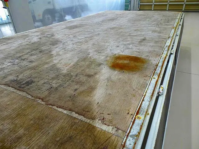 荷台内寸:436×208×38 三方開 左右セイコーラック リアアオリチェーン2個|いすゞ エルフ 2PG-NPS88AR(4WD)の写真29