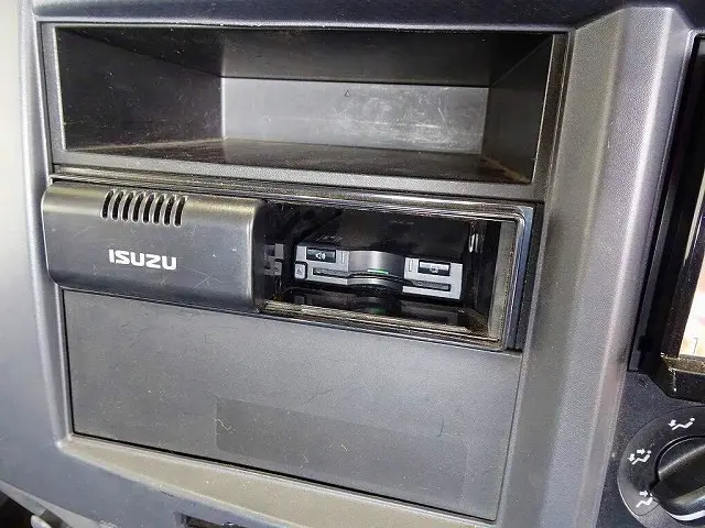 いすゞ エルフ TRG-NHR85A(2WD)の写真12