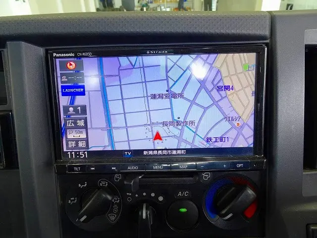 いすゞ エルフ TRG-NHR85A(2WD)の写真13