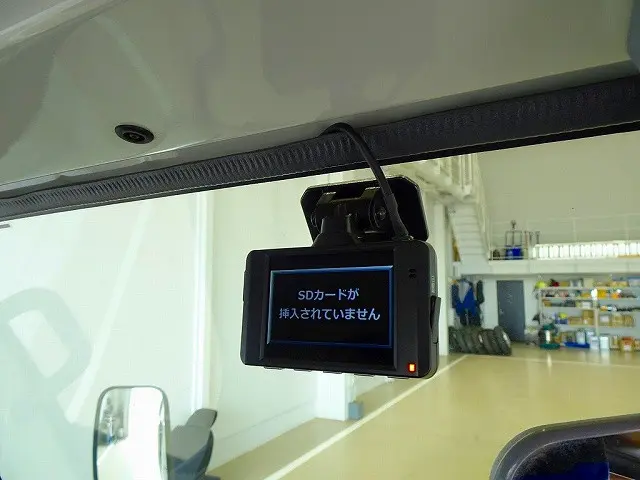 いすゞ エルフ TRG-NHR85A(2WD)の写真16