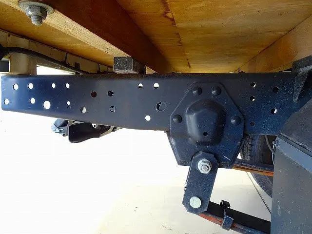 いすゞ エルフ TRG-NHR85A(2WD)の写真34