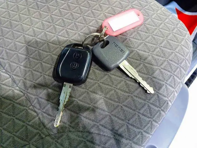 いすゞ エルフ TRG-NHR85A(2WD)の写真45