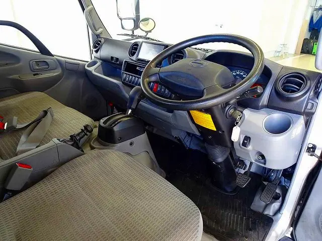 日野 デュトロ TPG-XZC645M(2WD)の写真5