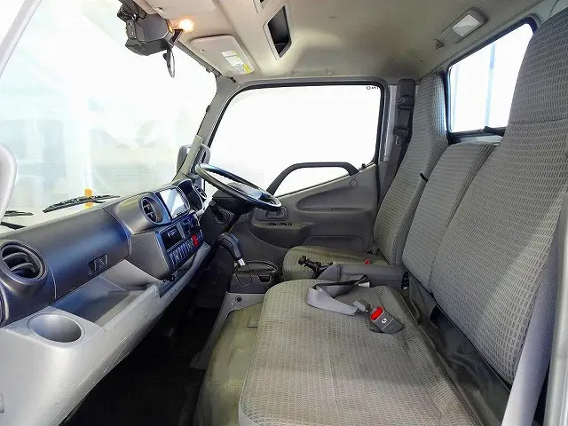 日野 デュトロ TPG-XZC645M(2WD)の写真8