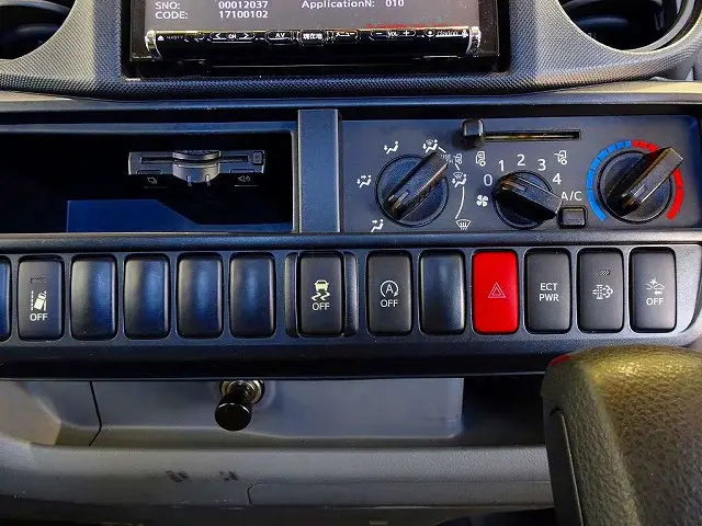 日野 デュトロ TPG-XZC645M(2WD)の写真11