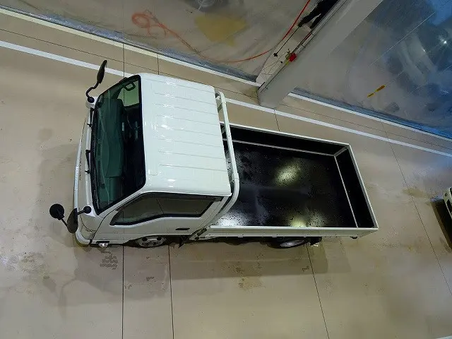 いすゞ エルフ TKG-NJR85A(2WD)の写真24