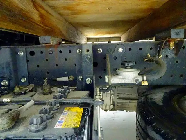 いすゞ エルフ TKG-NJR85A(2WD)の写真31