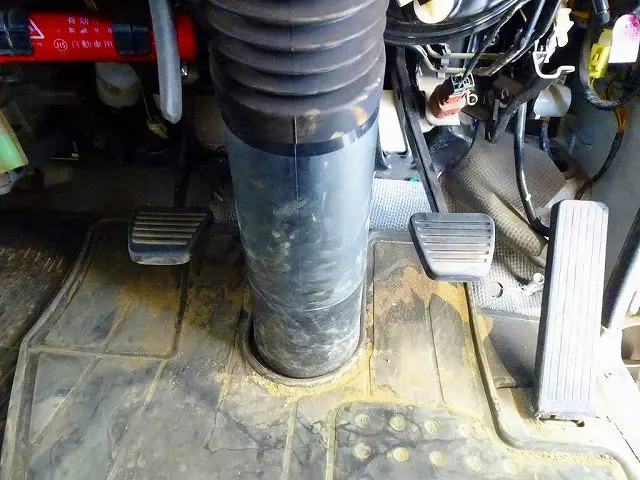 いすゞ エルフ TRG-NHR85A(2WD)の写真13