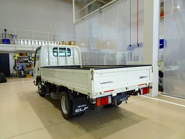 いすゞ エルフ TKG-NJR85A(2WD)の写真4