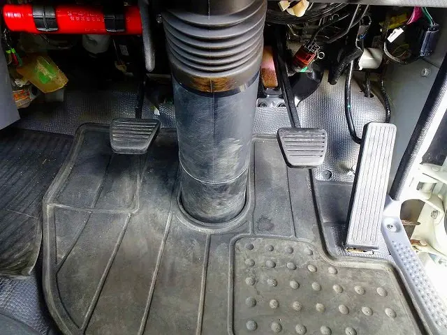 いすゞ エルフ TKG-NJR85A(2WD)の写真12