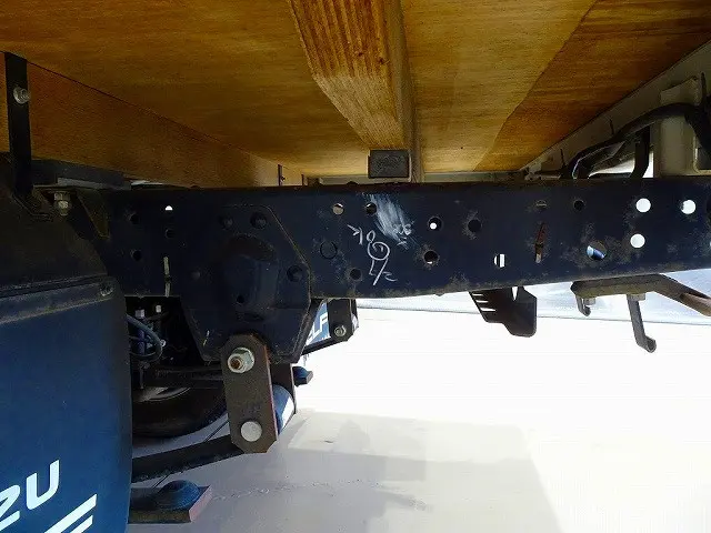 いすゞ エルフ TKG-NJR85A(2WD)の写真30