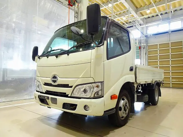 日野 デュトロ 2RG-XZC605M(2WD)の写真1