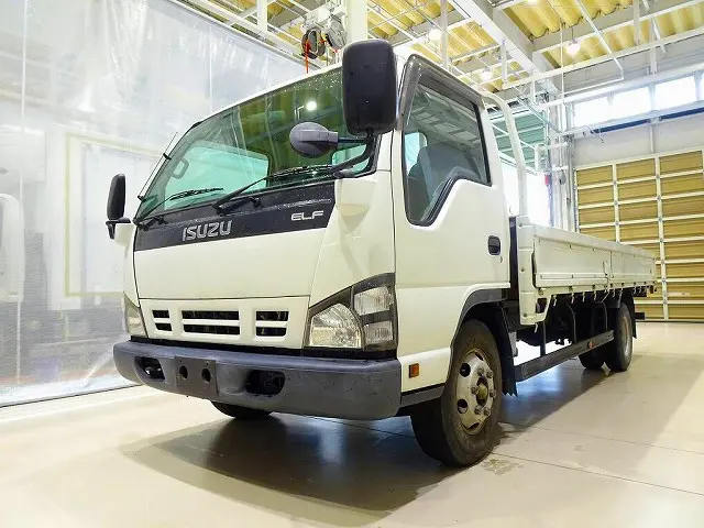 いすゞ エルフ PB-NPR81AR(2WD)の写真1