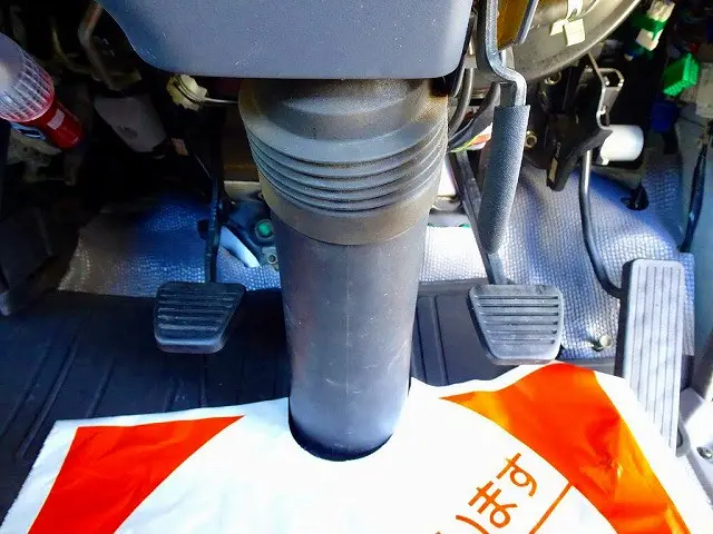 いすゞ エルフ PB-NPR81AR(2WD)の写真13