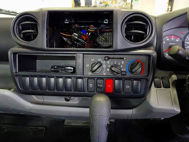 トヨタ ダイナ LDF-KDY281(4WD)の写真10