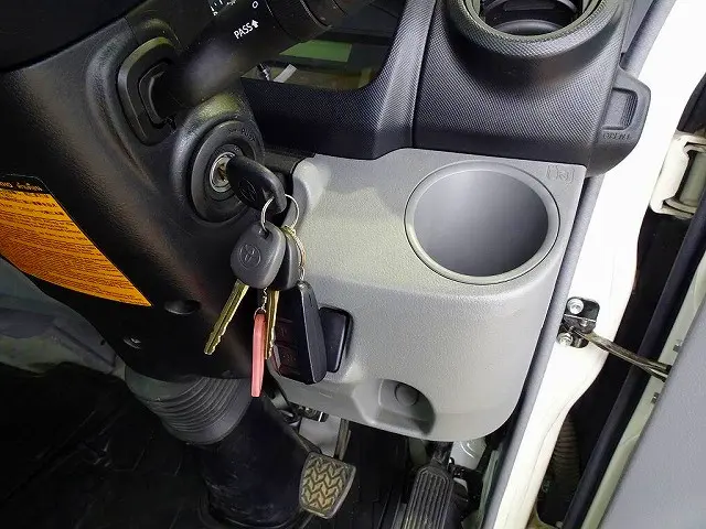 トヨタ ダイナ LDF-KDY281(4WD)の写真16