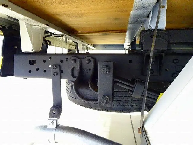 左シャシリア工具箱 シャーシは 錆止め/マフラー塗装 仕上げに力を入れています。|トヨタ ダイナ LDF-KDY281(4WD)の写真40