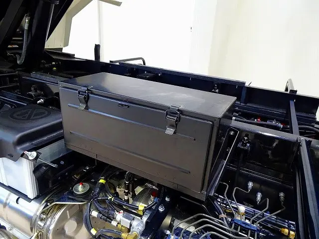 燃料タンク100L　右シャシフロント工具箱|日野 レンジャー 2PG-FD2ABA(2WD)の写真44