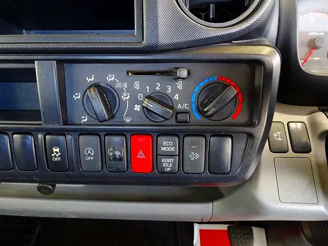 日野 デュトロ TKG-XZU620T(2WD)の写真11