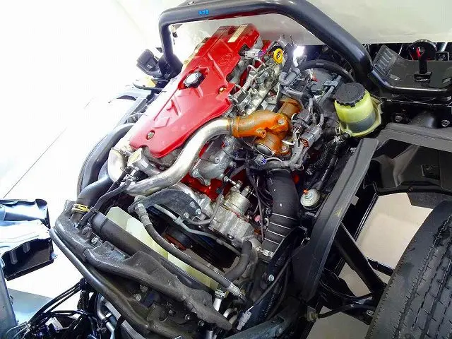 エンジンルーム|日野 デュトロ TKG-XZU620T(2WD)の写真33