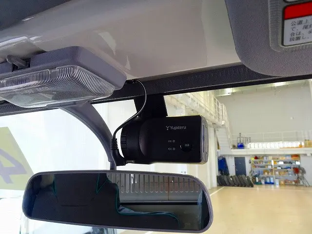 ドライブレコーダー|いすゞ エルフ TPG-NKS85AN(4WD)の写真14