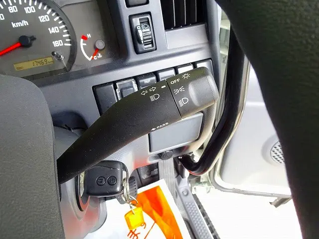 いすゞ エルフ TPG-NKS85AN(4WD)の写真19