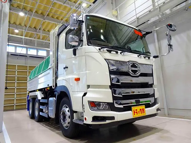 お問合せ管理No.B524　R6 プロフィア 9t 3軸 2デフ ダンプ 380ps|日野 プロフィア 2DG-FS1AGE(6x4)の写真2