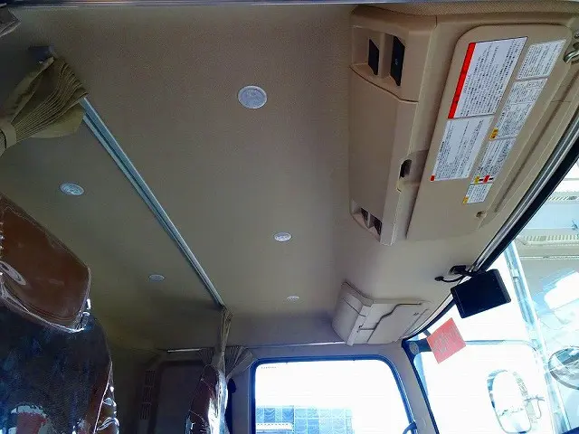 室内LED灯/カーテン|日野 プロフィア 2DG-FS1AGE(6x4)の写真17